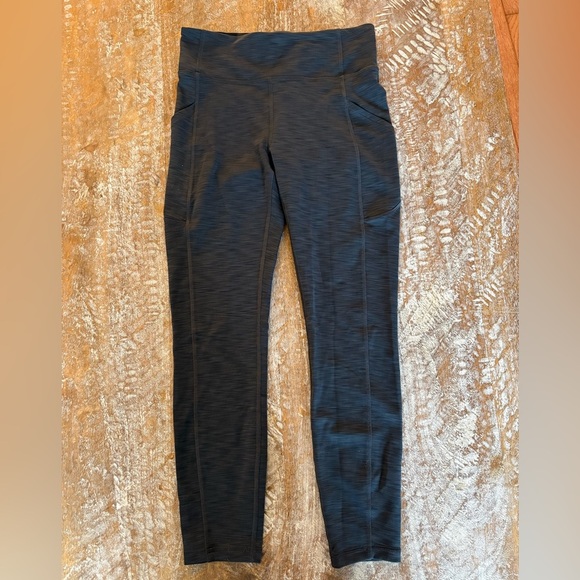 Lululemon Invigorate High-Rise Tight 25" size 6 - Picture 7 of 10